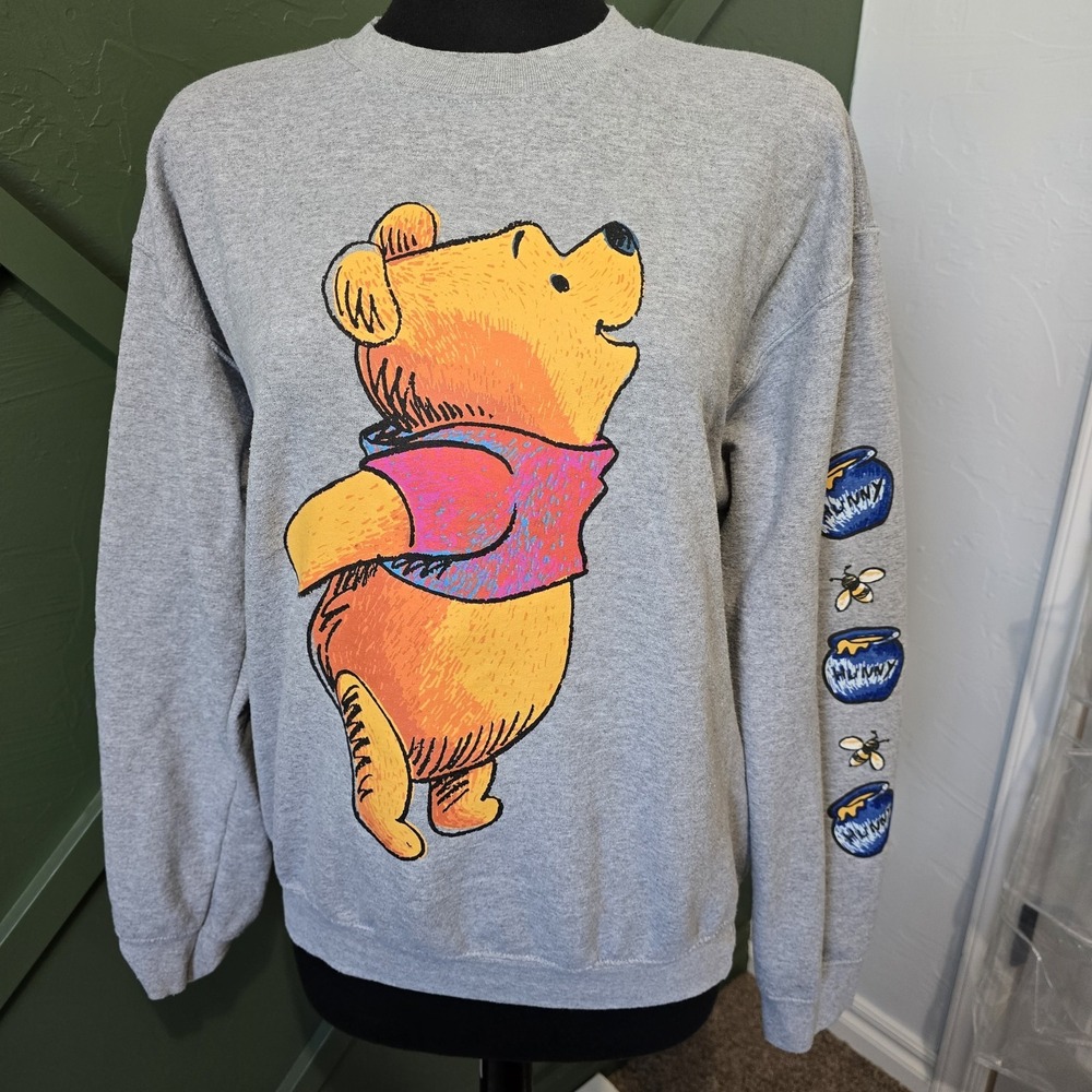 Y2K Disney Winnie The Pooh Women's‎ Gray Pullover Sweatshirt Size Medium